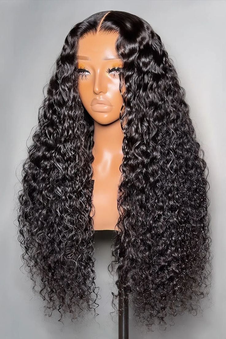 Soft Curly 13×4Transparent Lace Wig – 200 % Density
